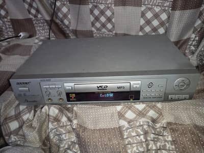CD player for sale