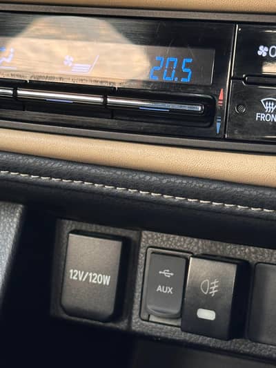 Toyota CorollaAltis 1.6XCVT-iSpecial Edition