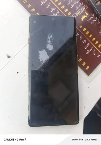 mobile  condition 10/10 Dabba charger available