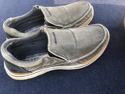 Sketchers Relaxedfit memory foam original medicated shoes