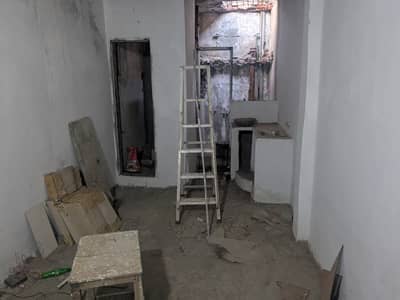 6 Marla First Floor Portion for Rent Ideal for Office, Stitching Unit, or Bachelor Accommodation!