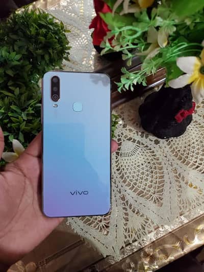 selling vivo 8/256