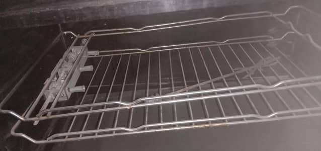 GAS OVEN FIVE BURNER