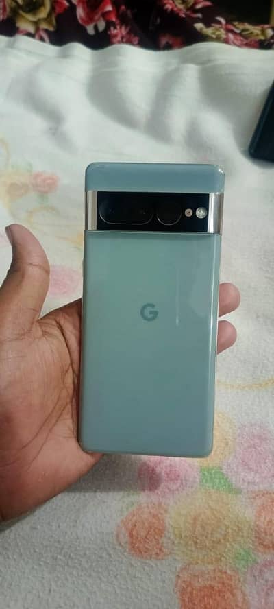 *Google Pixel 7 Pro – 12GB RAM | 128GB Storage | Excellent Condition*