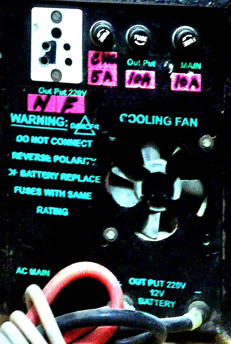 مارکو ٹچ فل اٹومیٹک انورٹر بیٹری چارجر یو پی ایس 1