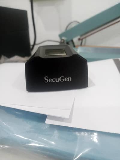 Secugen hamster pro Fingerprint device