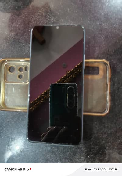 vivo y21 4/64 with box without charger