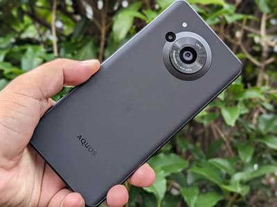 Sharp Aquos R7 official approved