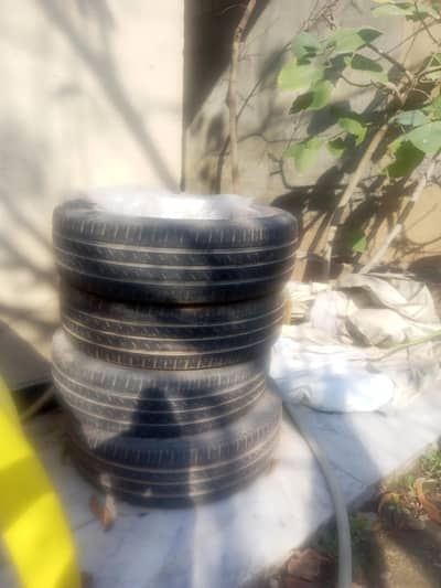 Bridgestone tyres used 165/65R14