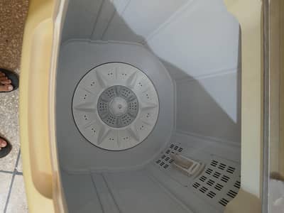 Used Kenwood Washing Machine – Neat & Clean