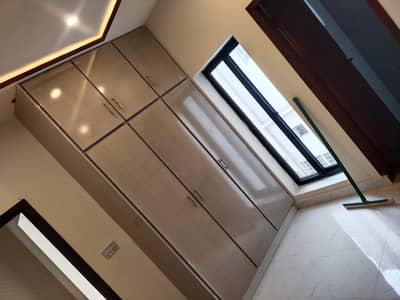 1 BED ROOM ATTACH WASHROOM FOR RENT IN JUBIEEL TOWN