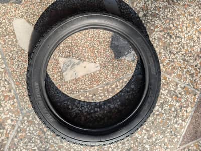 Honda 125 6 ply tyre like new condition available