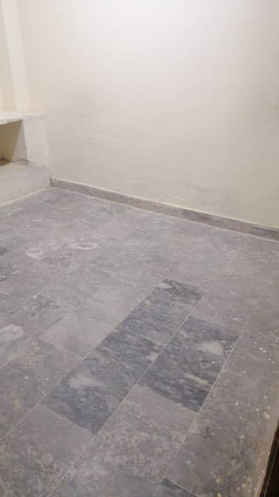 Single room flat available for rent in Ghauri town phase 4c2