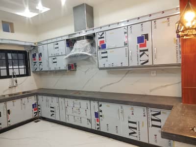 SALIENT OFFICE 10 MARLA PORTION AVAILABLE FOR RENT