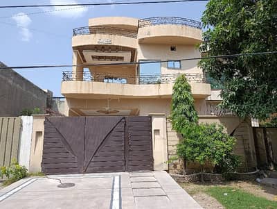 12 Marla Semi Commercial Building 65 Feet Road Super Hot Location Best For Software House Clinic Parlor