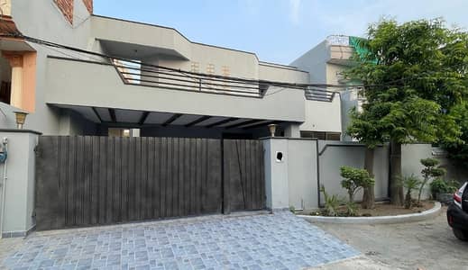 11 Marla Owner Build Fully Renovated House Gated Area Near Park Market And Mosque