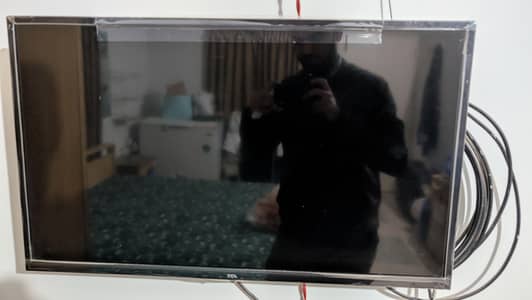 32 Inch LED SMART TV