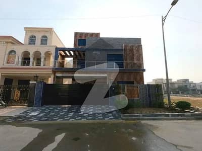 10-MARLA BRAND NEW HOUSE A+ CONSTRUCTION HOT LOCATION LDA APPROVED AREA AVAILABLE FOR SALE IN NEW LAHORE CITY PHASE2