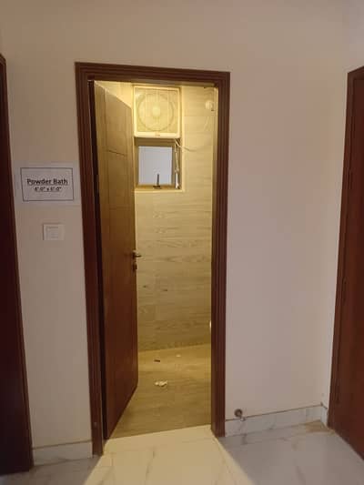 4 BEDROOM APARTMENTS WEST OPEN IN ASKARI 6 FOR SALE