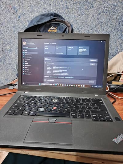 Lenovo ThinkPad i7-7th gen 16gbram 2gb graphic card