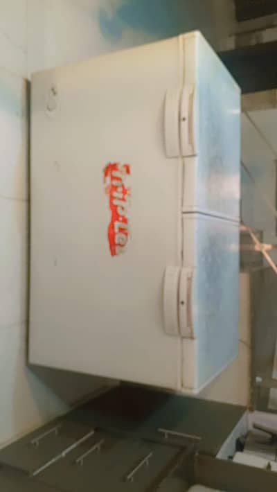 waves triplet refrigerator