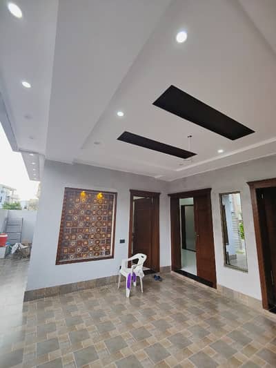 8 Marla House For Rent In Dream Gardens Lahore