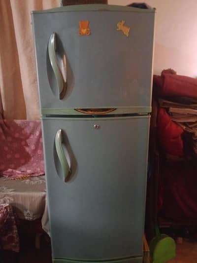 waves fridge used in 3 years