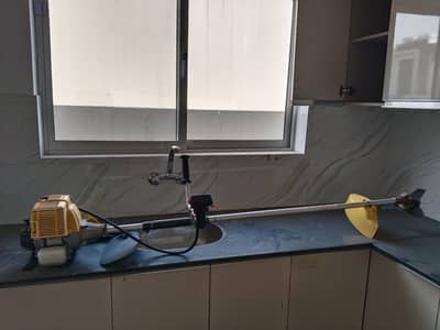 Used brush cutter, 90% new