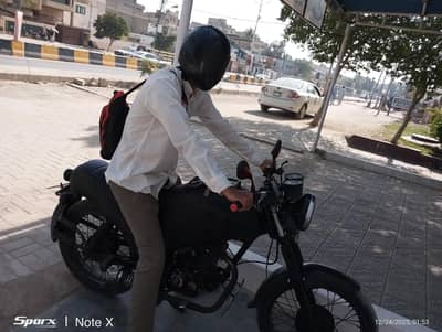 Cafe racer 125 bike Modificatied