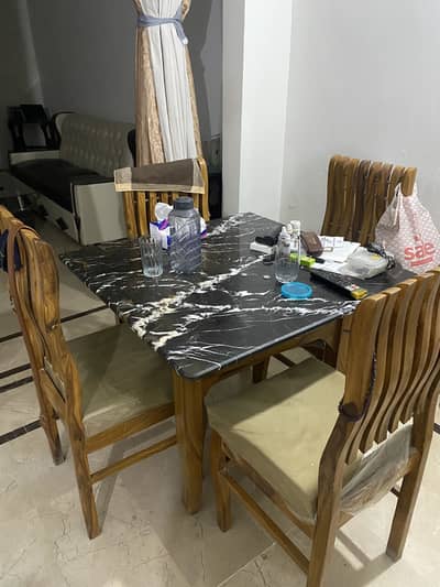 4 Chair dining Table