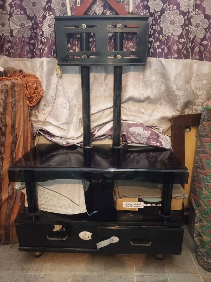 nice LED Table stand 1