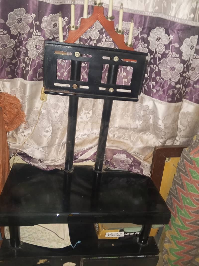 nice LED Table stand 2