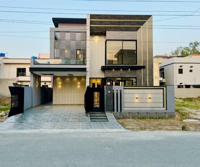 10 Marla Brand New Modern Design House For Sale, Near Masjid, Park, LGS School, Commercial Area in Central Park Housing Scheme Lahore.