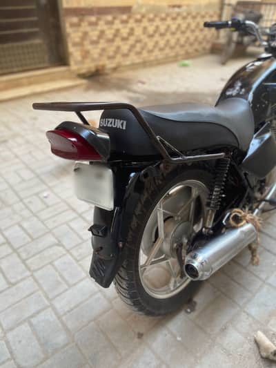 Suzuki 150 alloy rims 1st owner