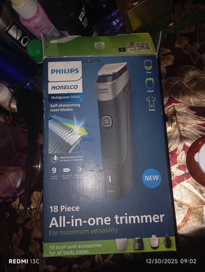 Original Philips Norelco Multigroom 5000 (Model MG5750)