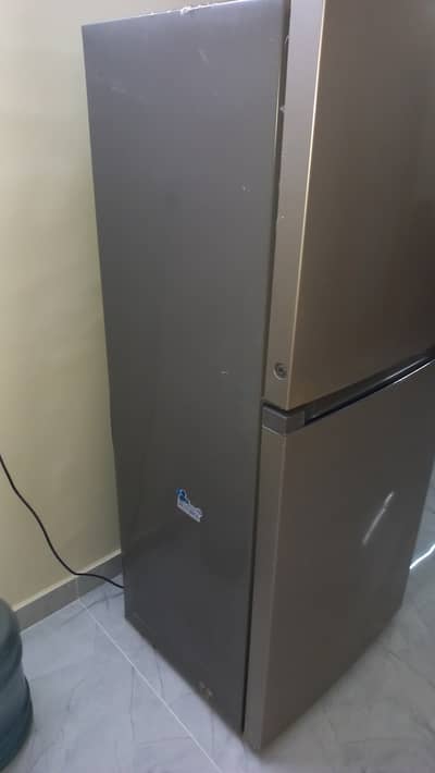 Haier Fridge 18 cubic feet