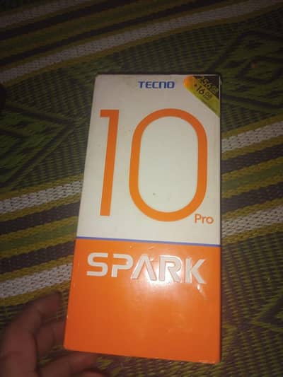 Tecno spark 10 pro 16 256 with box  03206968502