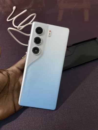 Tecno, Camon, 40 pro 10by 10by