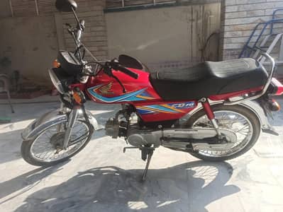 Honda CD70 Almost New