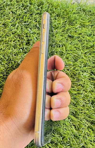 I phone x 256 gb pta approved only face id not working