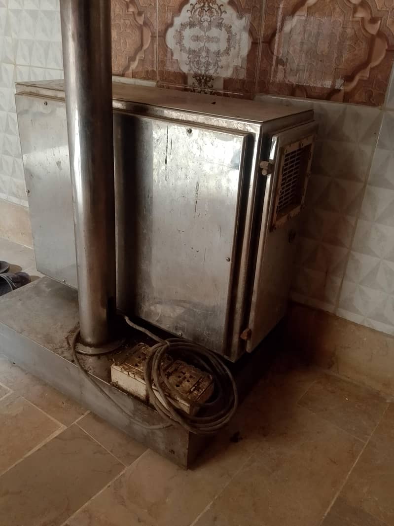 Computer Trolley Stand 1