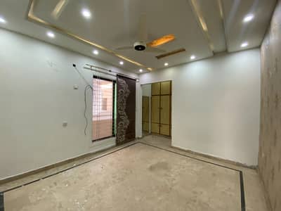 10 Marla Beautiful House For Rent In Satluj Block, Dc Colony Gujranwala.