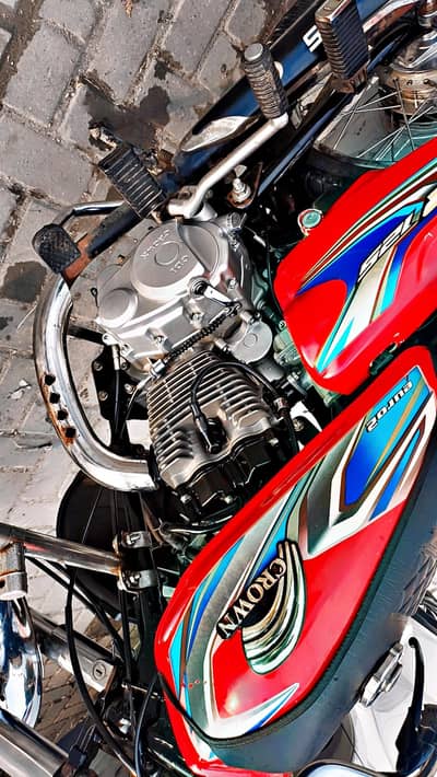 crown 125cc self start 5 gear in great condition