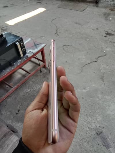 all ok battery change hai bass pta hai 256 gb