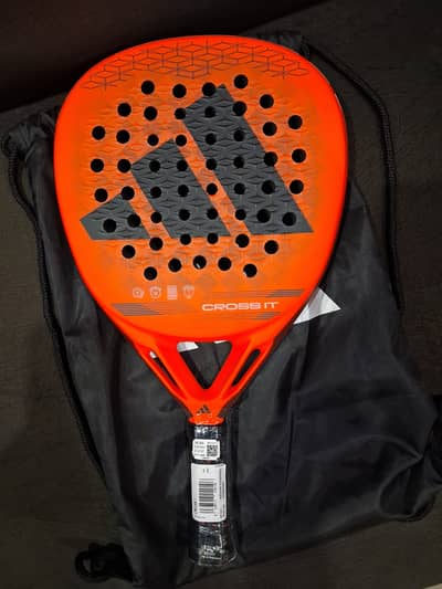 Adidas Cross It 3.3 & Bullpadel Xplo Padel Racket