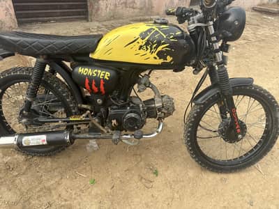 SD 70 converted to cafe racer