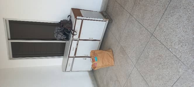 Uper portion available for rent in allama iqbal town lahore