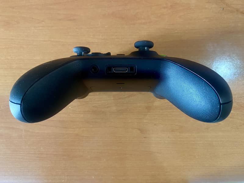 Xbox series X controller mint condition 2