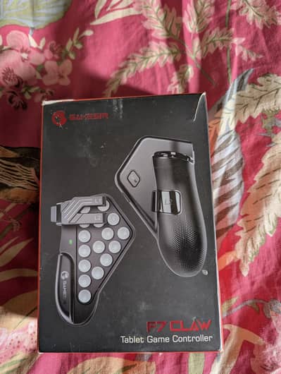 F7 claw Game controller