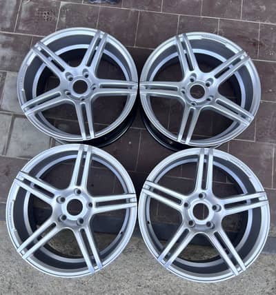 17 inches Alloy wheel